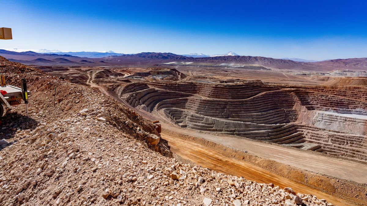 Escondida muestra la escala del cobre que San Juan proyecta, pero también sus exigencias