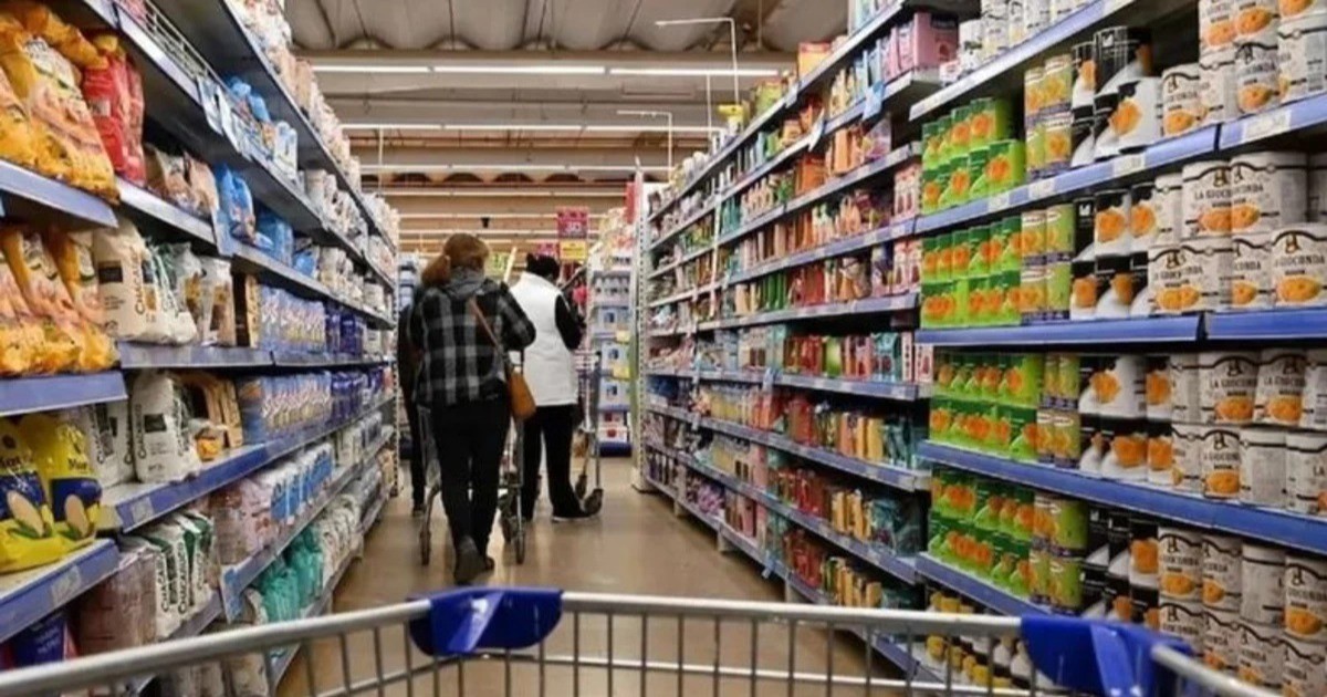 Cuyo registró 1,9% de inflación en julio, pero transporte y papelería subieron más de 8%