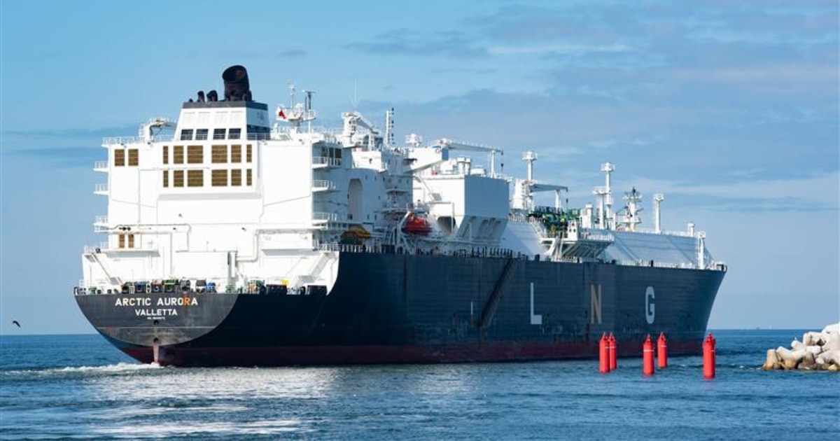 YPF llevó al RIGI un proyecto de GNL por US$51.000 millones junto a Eni y ADNOC