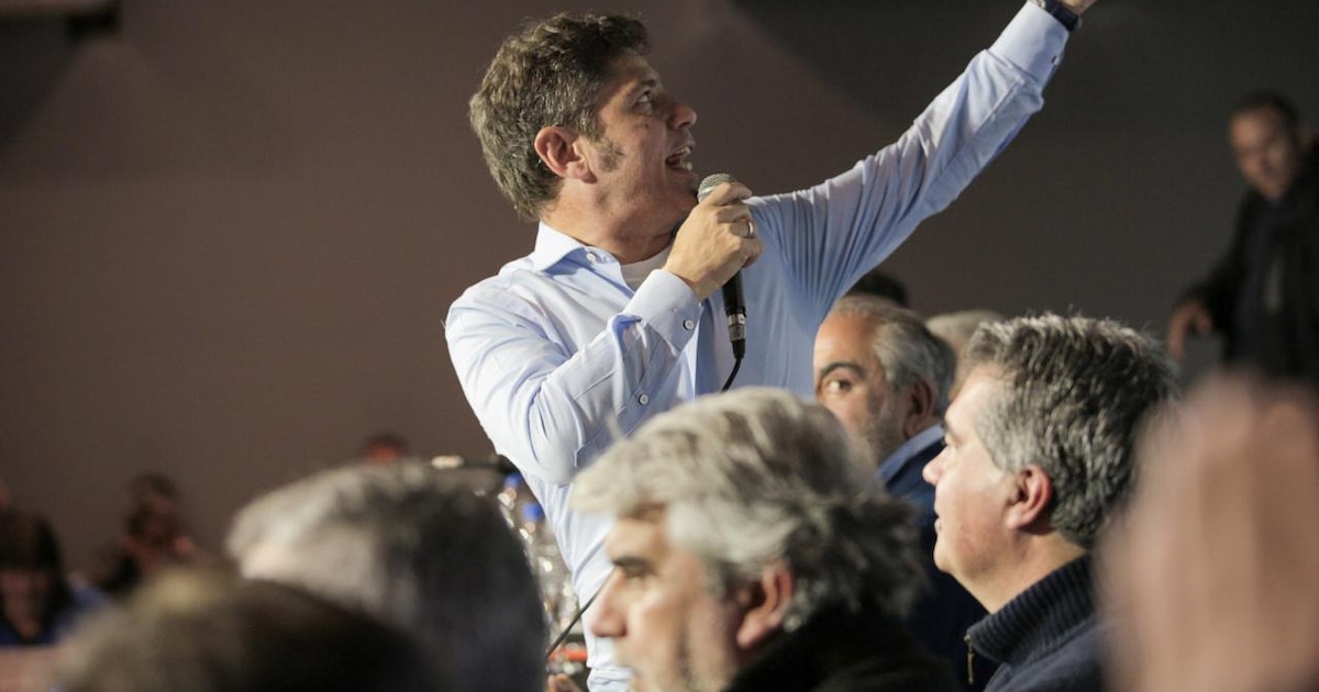 Kicillof impulsa reelecciones indefinidas de intendentes, pero aún no reúne los votos