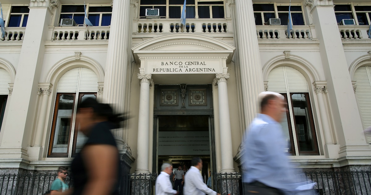 El Banco Central compró USD 768 millones en agosto, el menor monto mensual de 2026